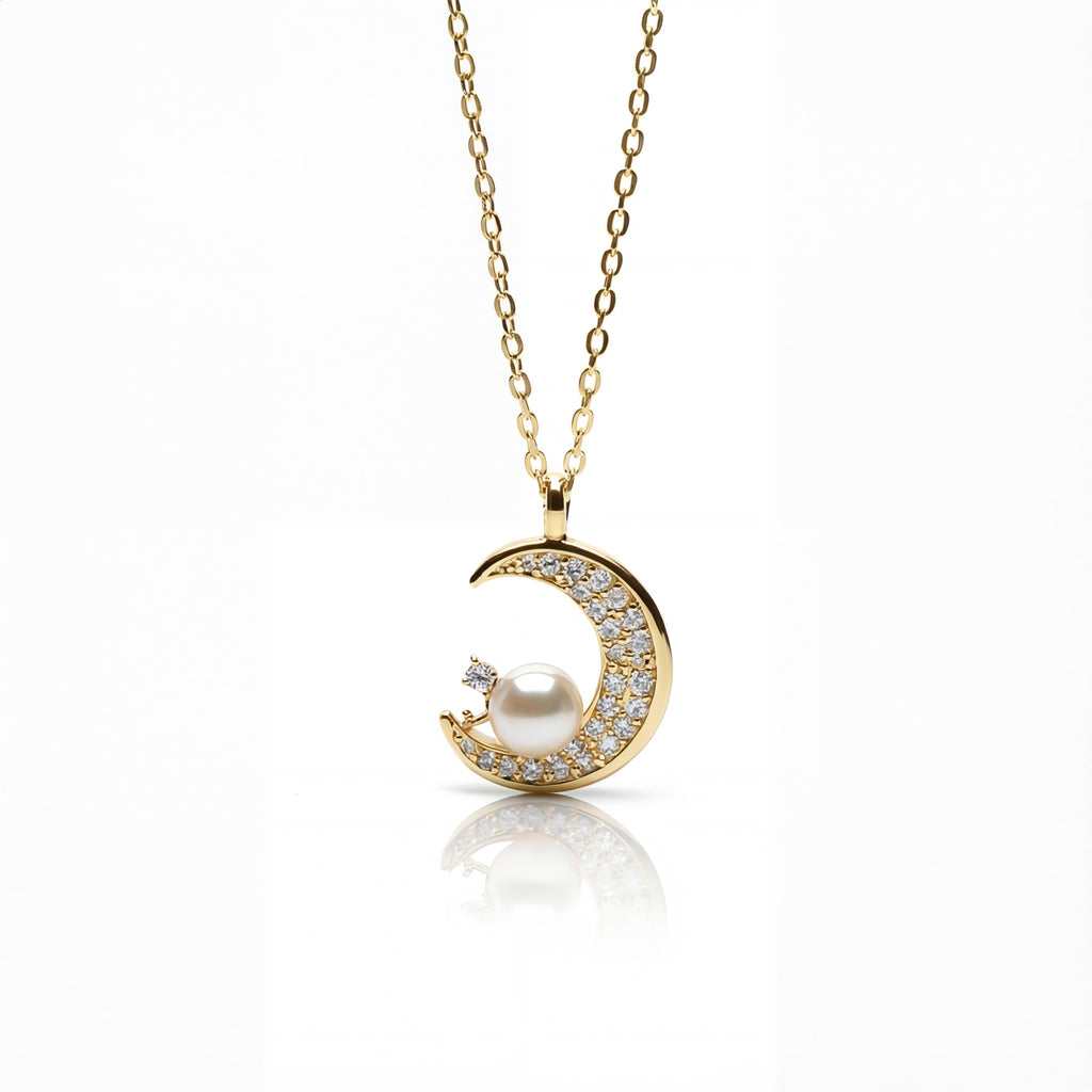 Korean Dreamer Crescent Moon & Pearl Necklace : YUFSNL215-YG