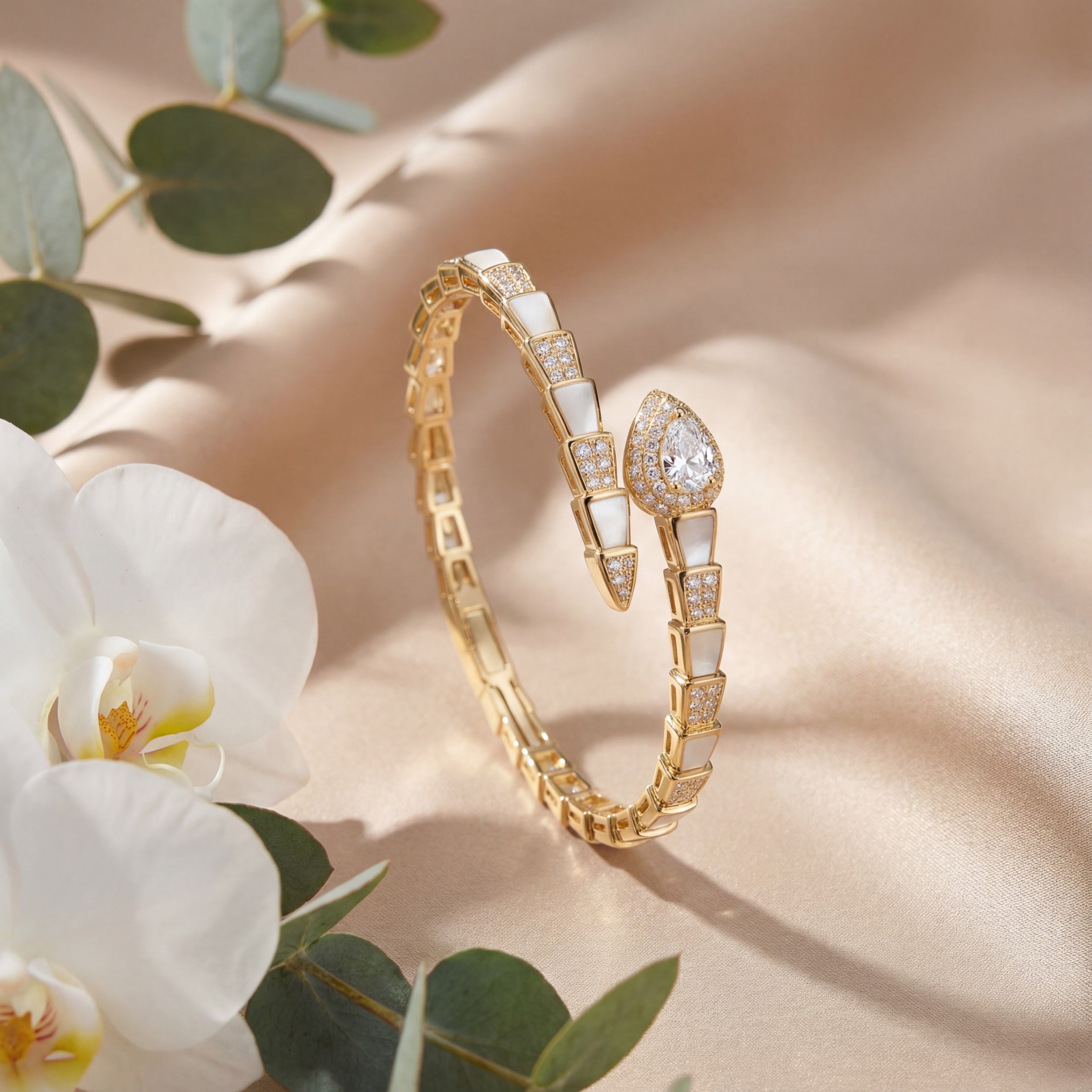 Korean Serpent’S Radiance Pavé & Mother-Of-Pearl Bangle : YUFSBR206