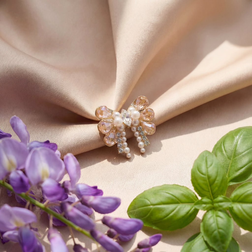 Korean Gilded Champagne Bow & Pearl Brooch : YUFSBH005