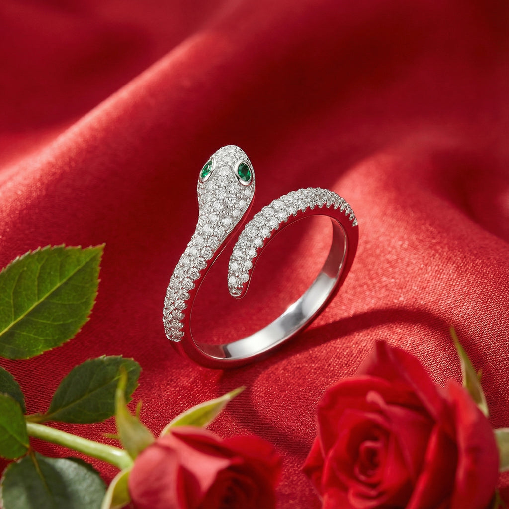 Korean SerpentâS Gaze Pavã© Wrap Ring : YUFSRG205