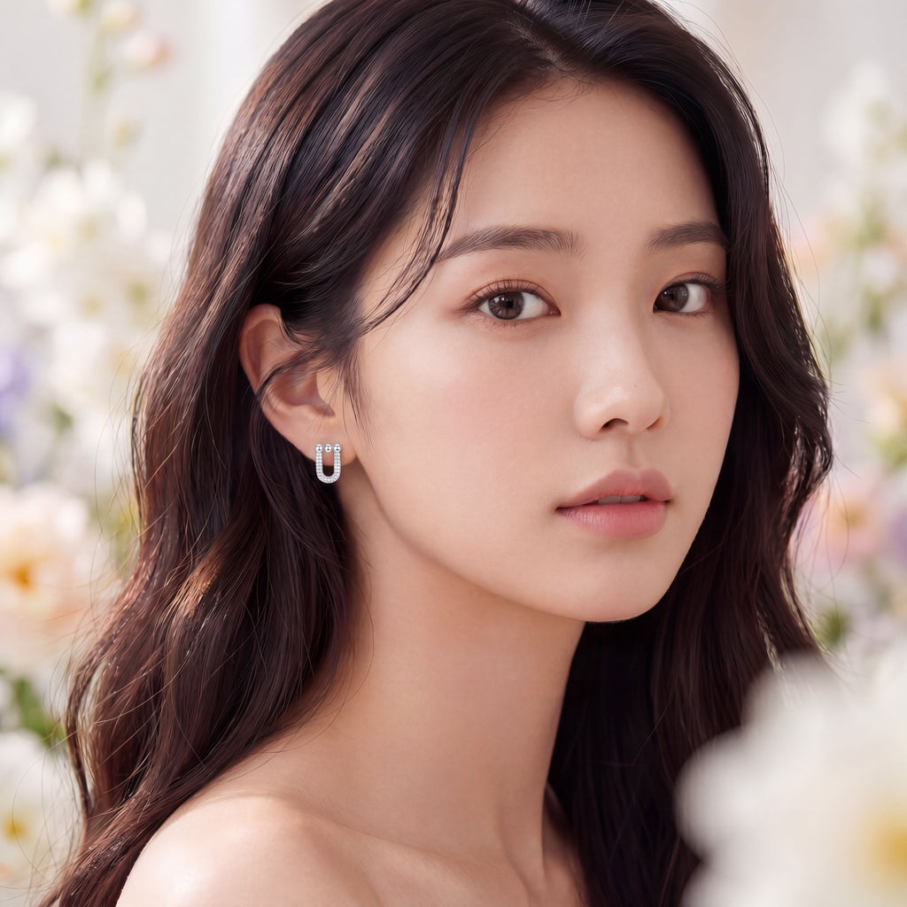 Korean Minimalist U-Link Stud Earrings