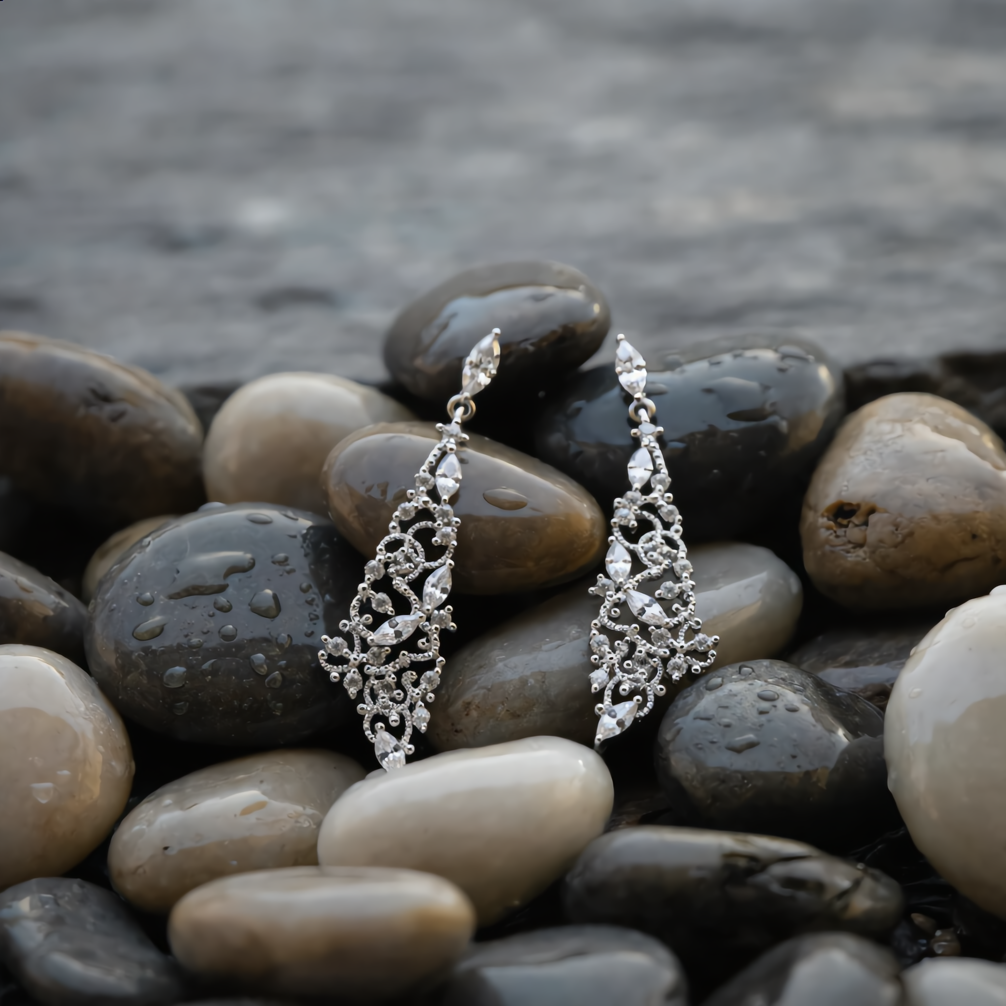 Crystal Casacade Drop Earrings : YUFSER237