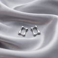 Fluid Contours Studs : YUFSER235