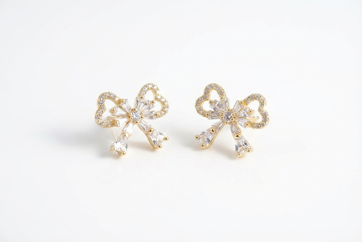 Sparkle Contour Bow Studs : YUFSER240