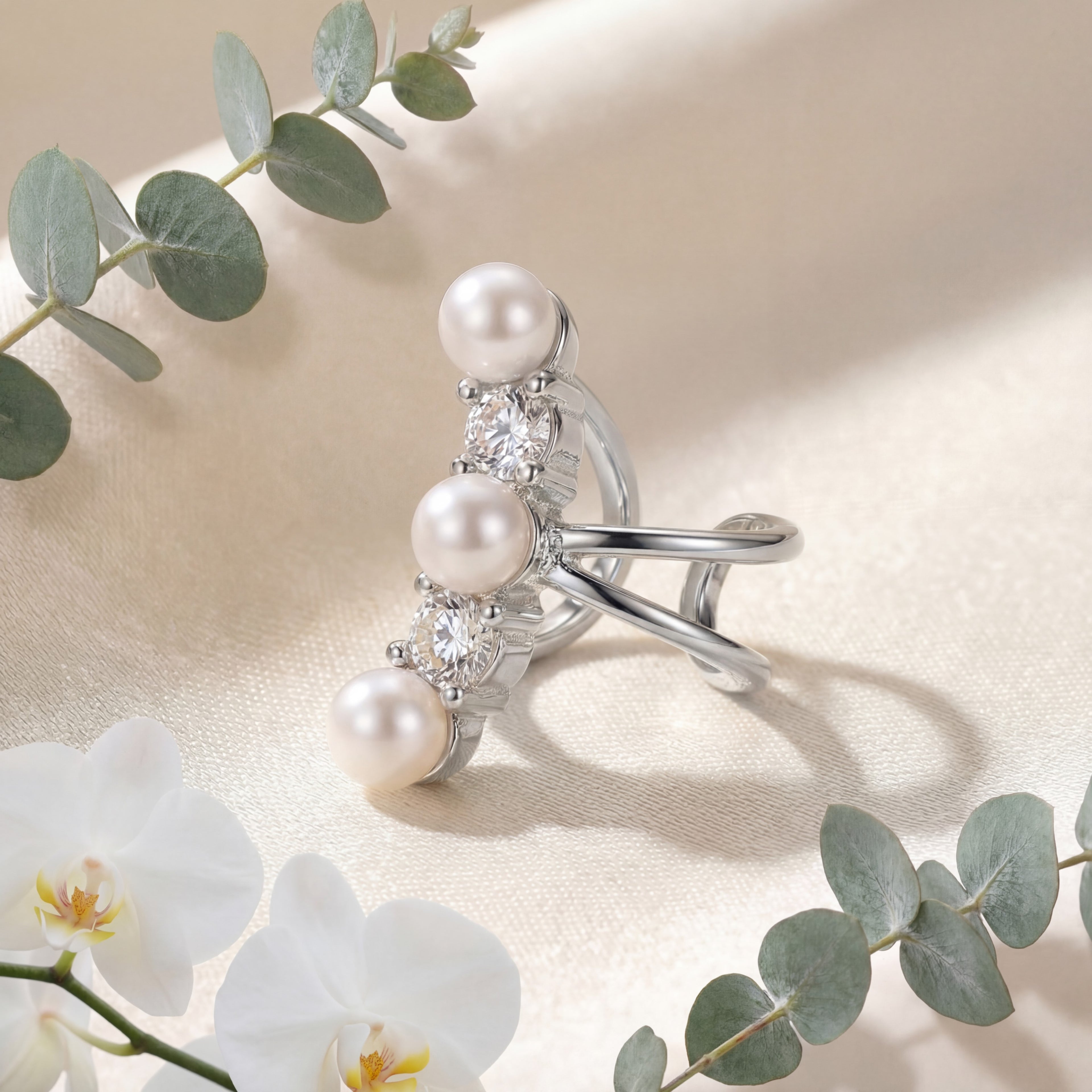 Korean Luminous Pearl & Pavé Orbital Ear Cuff : YUFSER017-SL