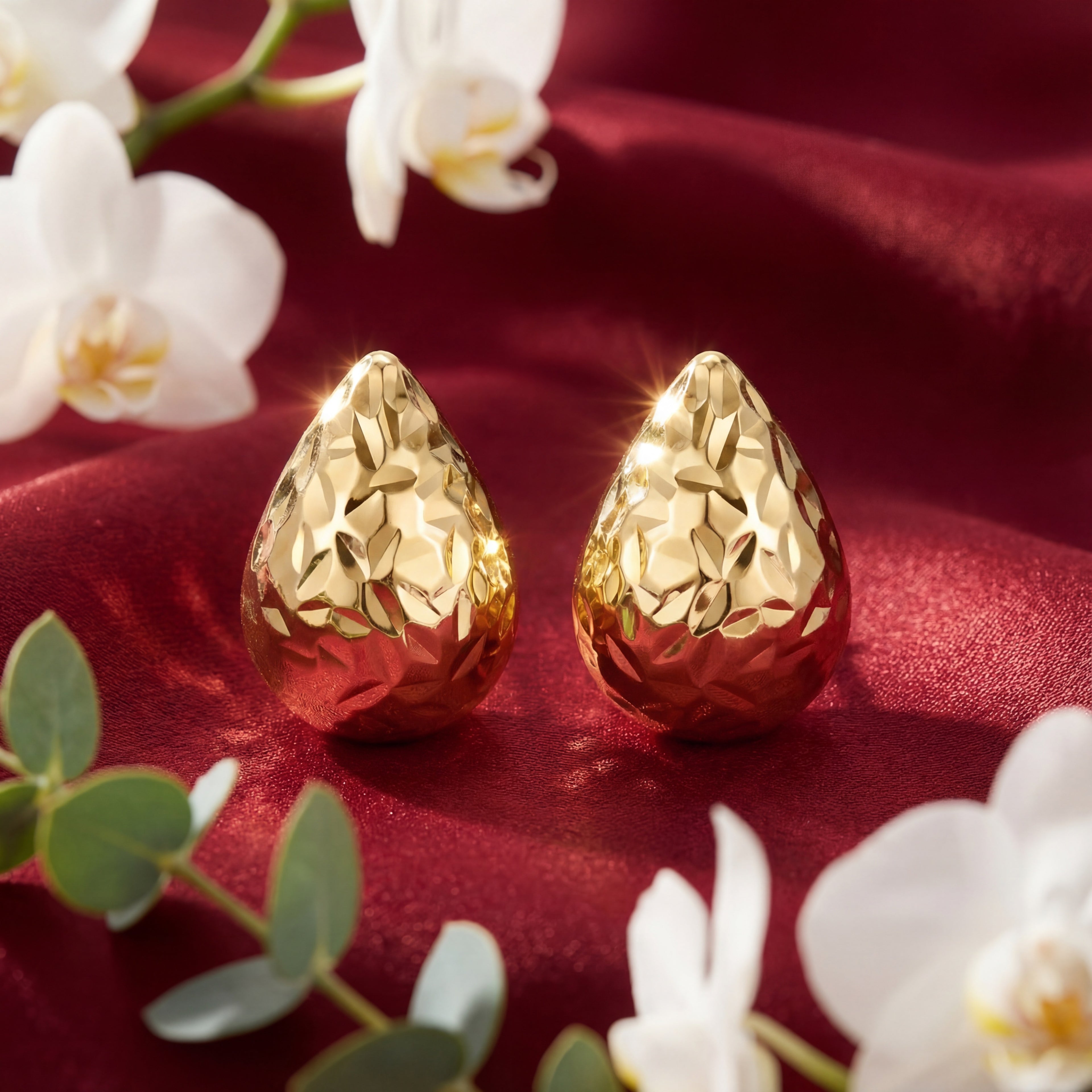 Korean Prism Faceted Gold Teardrops : YUFSER363