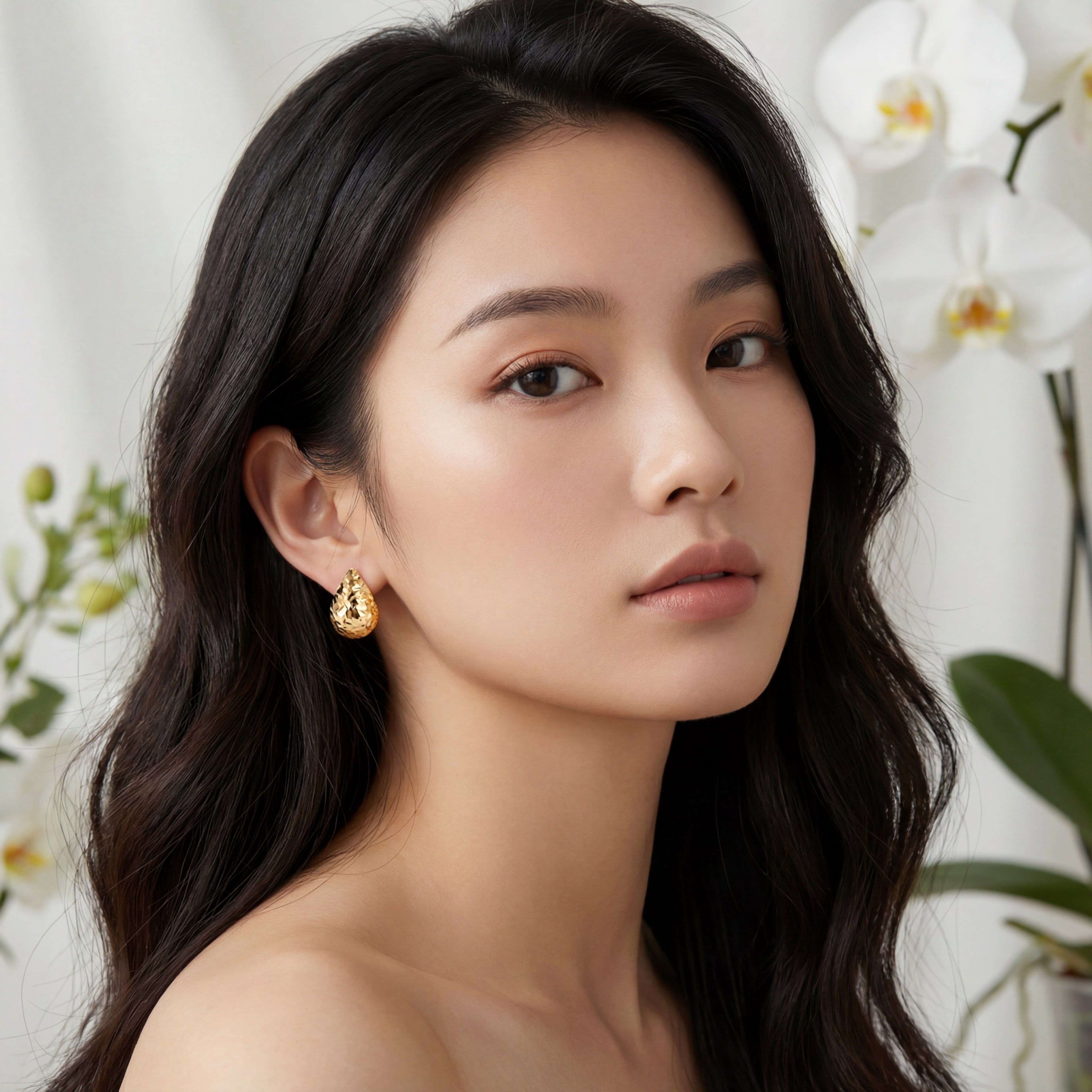 Korean Prism Faceted Gold Teardrops : YUFSER363