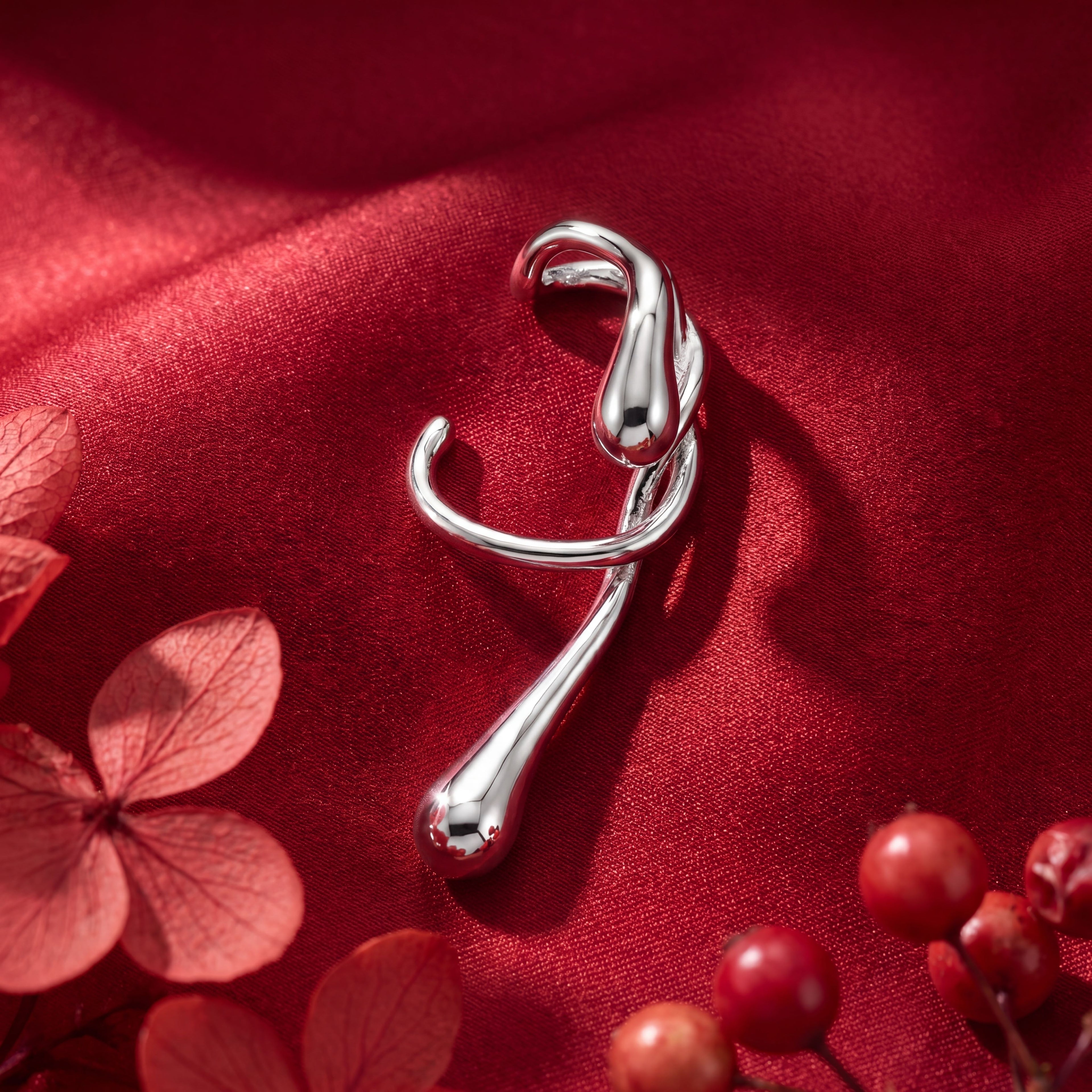 Korean Argent Fluidity Teardrop Left Ear Cuff